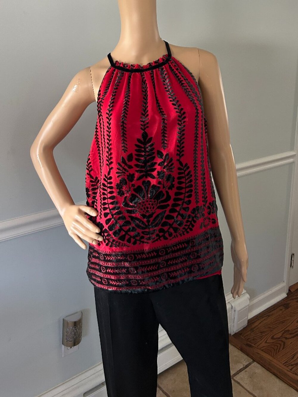 Max Studio Sleeveless Red/Black Velvet Rayon Blend Halter Neck Top Size L